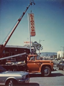 Coast Inn Liquor - New Sign